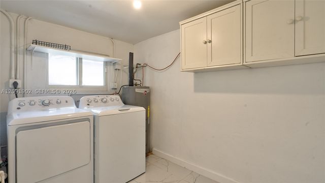 4250 SW 39th St, West Park, FL 33023