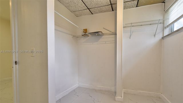 4250 SW 39th St, West Park, FL 33023
