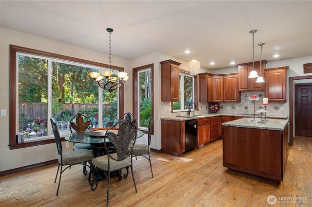15202 135th Avenue E, Puyallup, WA 98374