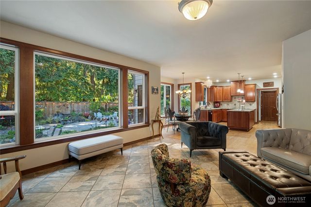 15202 135th Avenue E, Puyallup, WA 98374