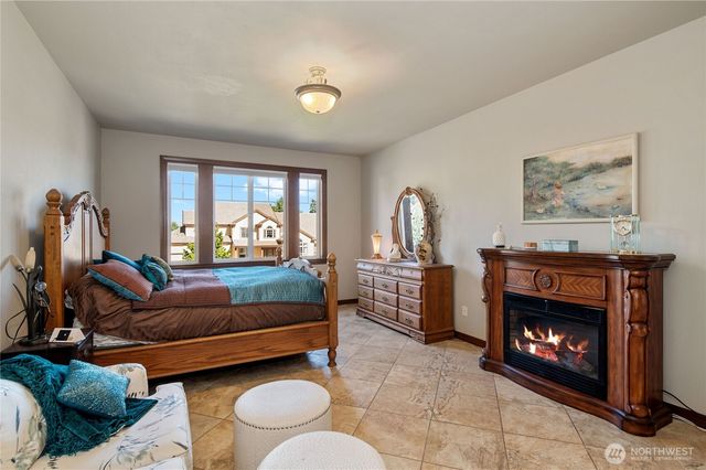 15202 135th Avenue E, Puyallup, WA 98374