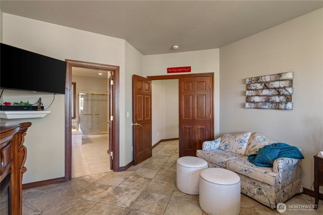 15202 135th Avenue E, Puyallup, WA 98374