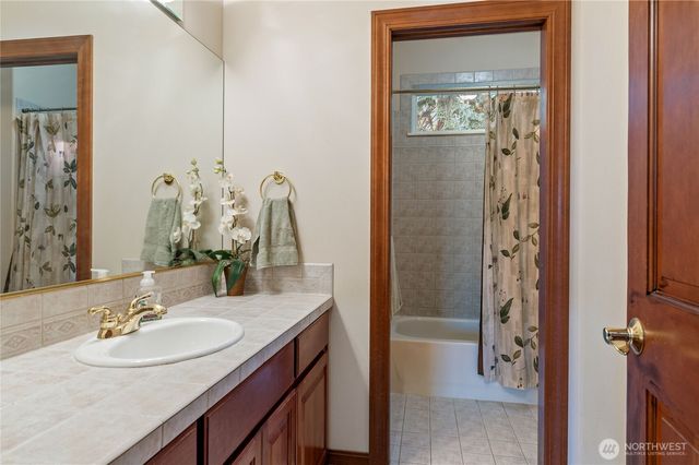 15202 135th Avenue E, Puyallup, WA 98374