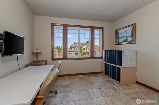 15202 135th Avenue E, Puyallup, WA 98374