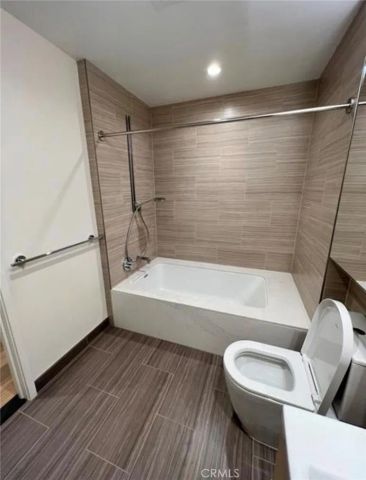 877 Francisco 1518, Los Angeles, CA 90017
