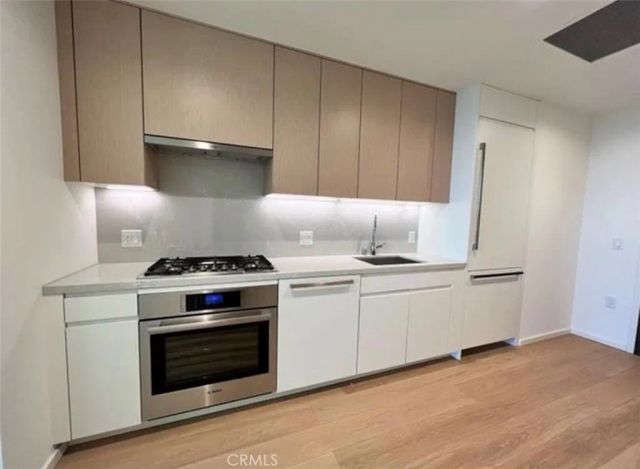 877 Francisco 1518, Los Angeles, CA 90017