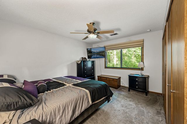 102 South Drive E, Circle Pines, MN 55014