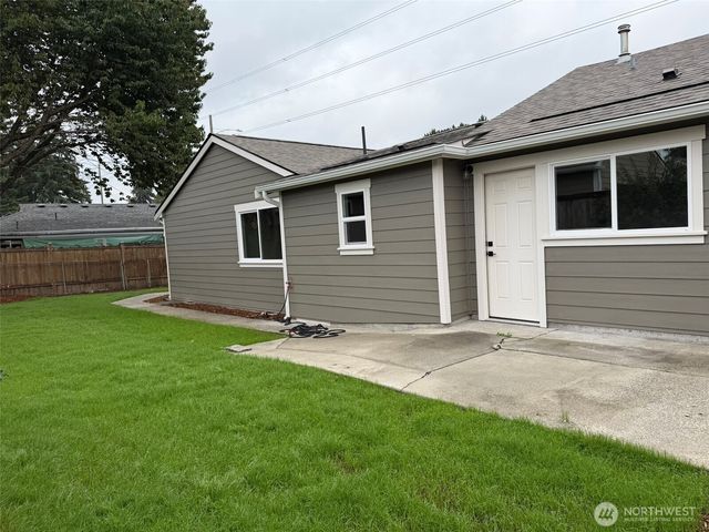 857 S 72nd Street, Tacoma, WA 98408