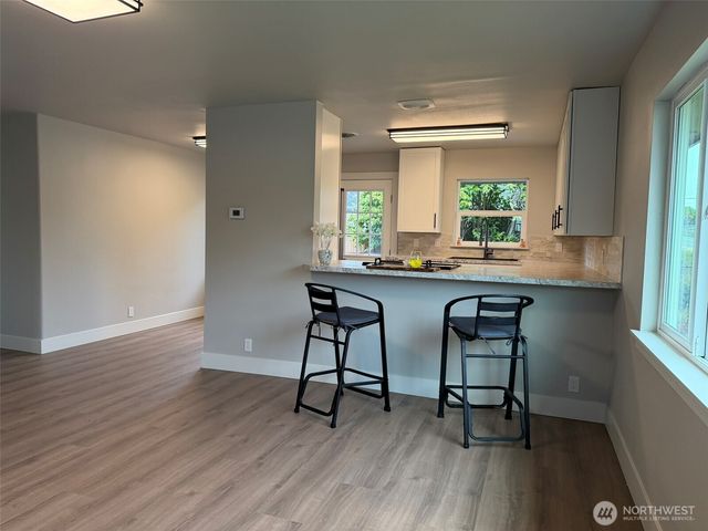 857 S 72nd Street, Tacoma, WA 98408