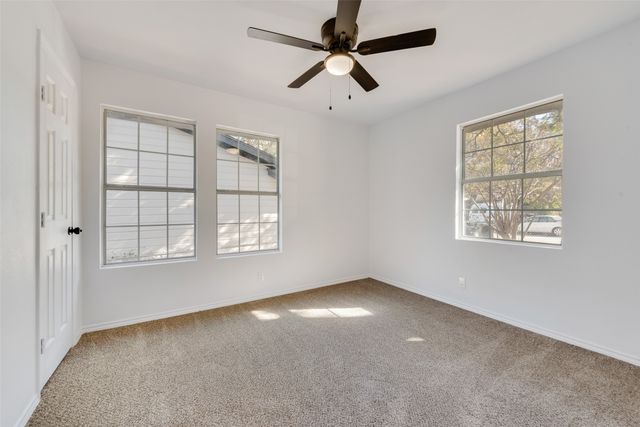 4249 Crenshaw Avenue, Fort Worth, TX 76105