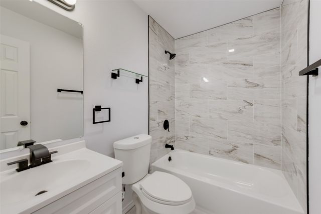 4249 Crenshaw Avenue, Fort Worth, TX 76105