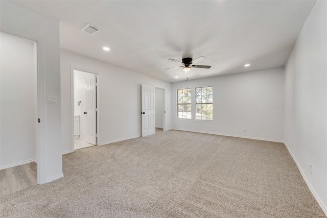 4249 Crenshaw Avenue, Fort Worth, TX 76105