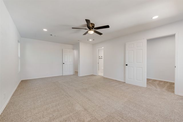 4249 Crenshaw Avenue, Fort Worth, TX 76105