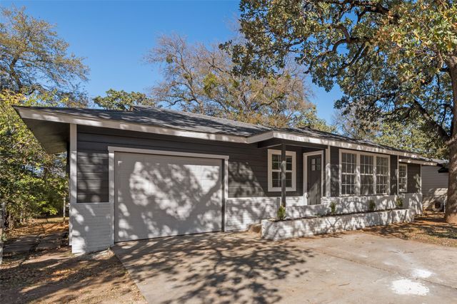 4249 Crenshaw Avenue, Fort Worth, TX 76105