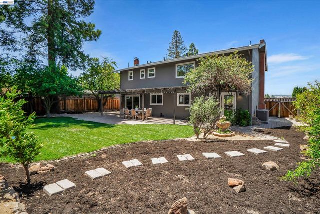 3629 Perada Dr, Walnut Creek, CA 94598
