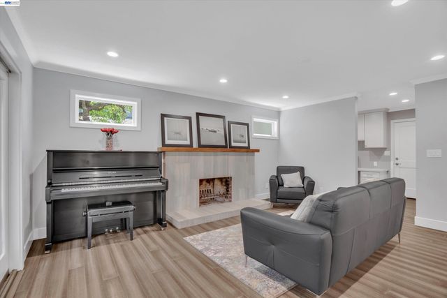 3629 Perada Dr, Walnut Creek, CA 94598