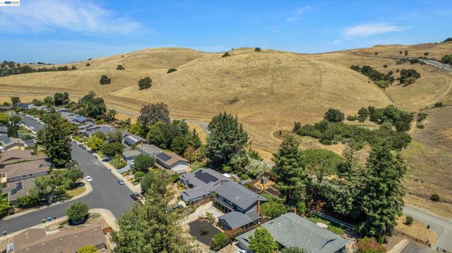 3629 Perada Dr, Walnut Creek, CA 94598