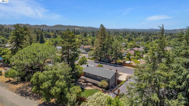 3629 Perada Dr, Walnut Creek, CA 94598