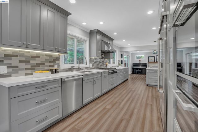 3629 Perada Dr, Walnut Creek, CA 94598