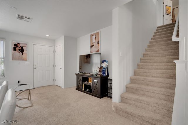 9053 Starling Wing Place, Las Vegas, NV 89143