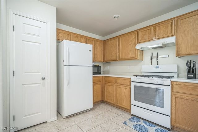 9053 Starling Wing Place, Las Vegas, NV 89143