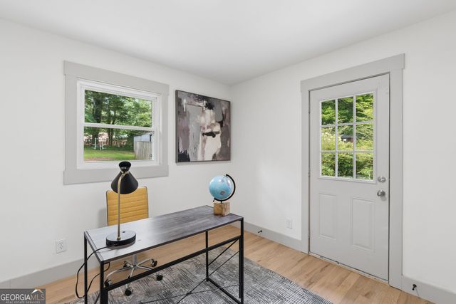 2720 Sherwood Road SE, Smyrna, GA 30082