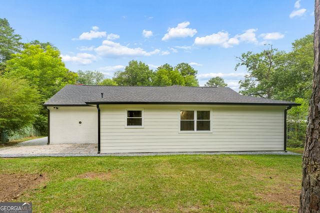 2720 Sherwood Road SE, Smyrna, GA 30082