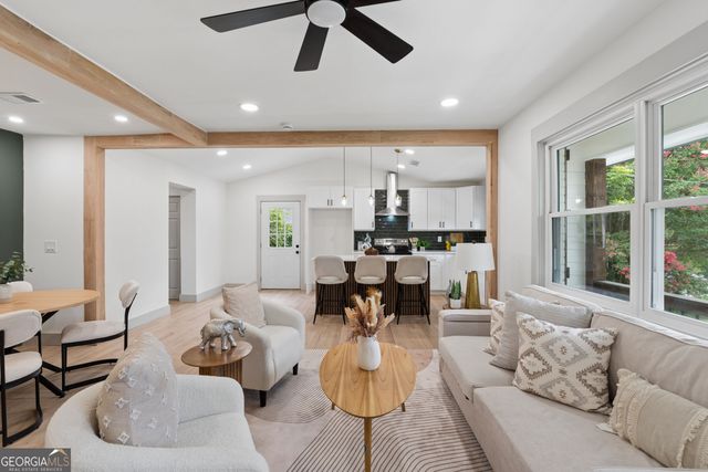 2720 Sherwood Road SE, Smyrna, GA 30082