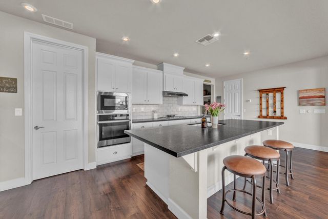 4544 Stone Ranch Dr, Folsom, CA 95630