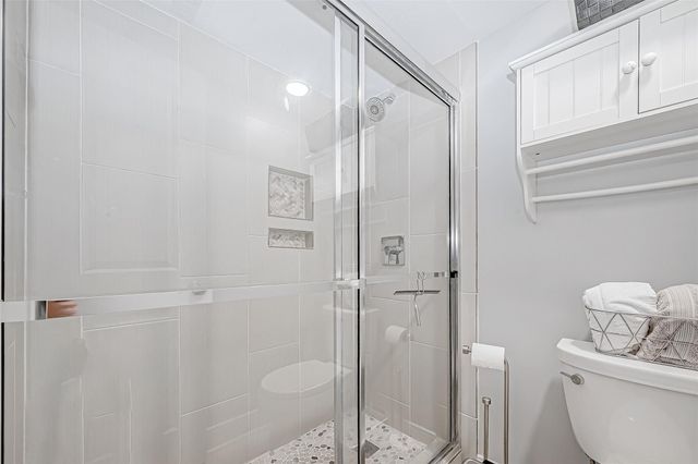 1860 White Oak Drive 375, Houston, TX 77009