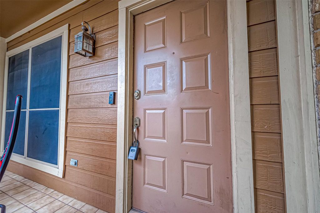 1860 White Oak Drive 375, Houston, TX 77009