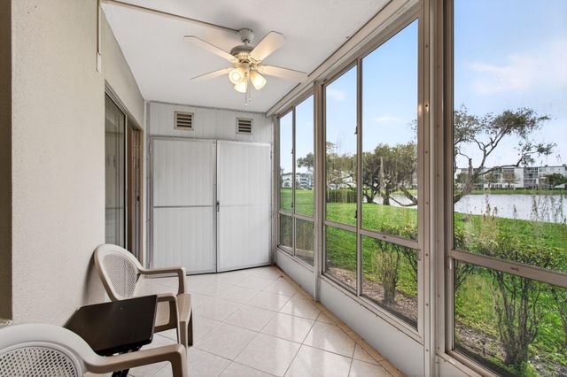 1009 Hythe A, Boca Raton, FL 33434