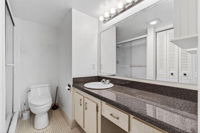 1009 Hythe A, Boca Raton, FL 33434