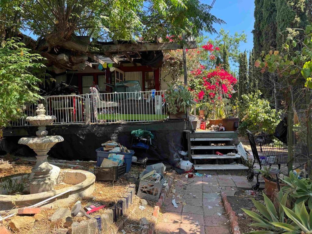 4044 Conrad Dr, Spring Valley, CA 91977