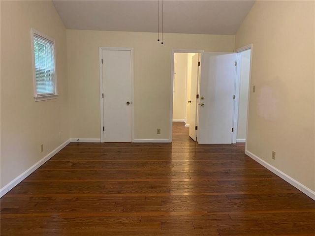 1326 Williamsburg Lane, Norcross, GA 30093