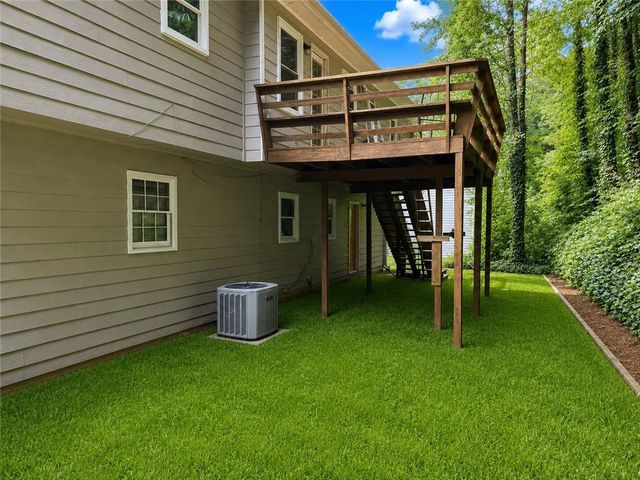 1326 Williamsburg Lane, Norcross, GA 30093