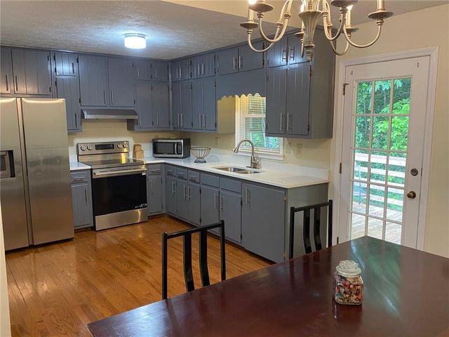 1326 Williamsburg Lane, Norcross, GA 30093