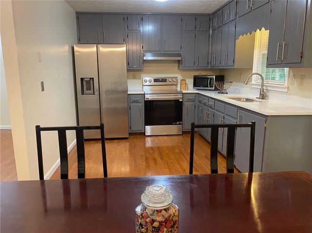 1326 Williamsburg Lane, Norcross, GA 30093