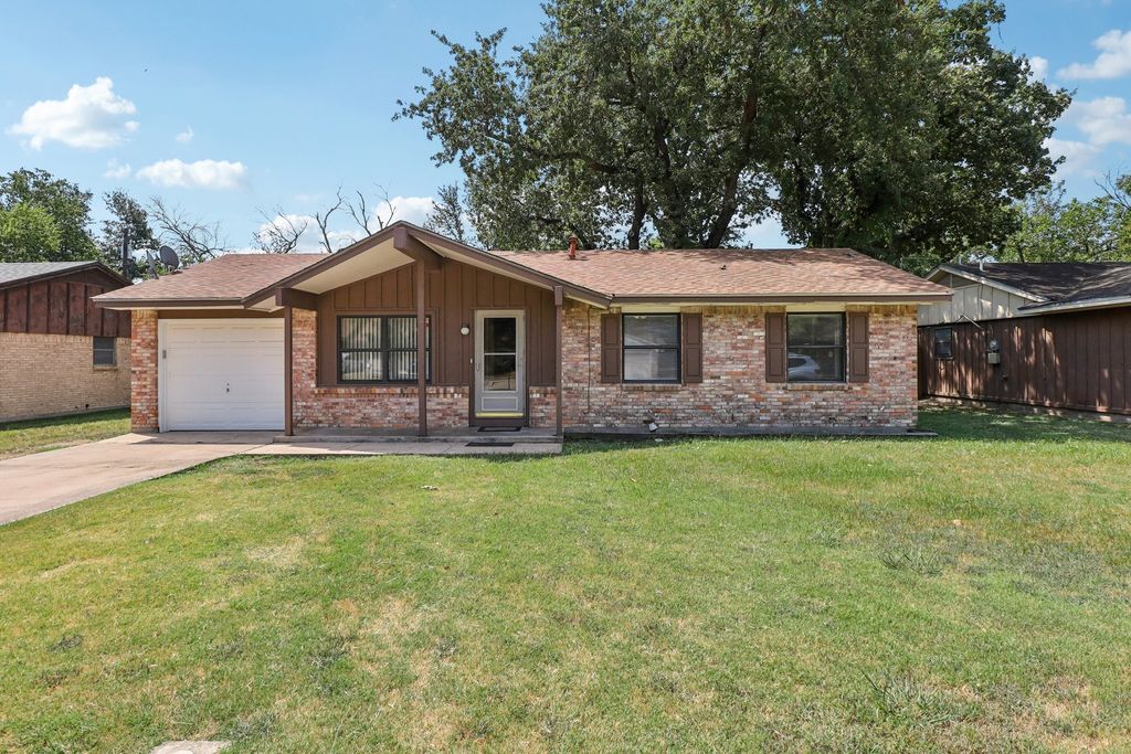 3412 Bob O Link Lane, Denton, TX 76209