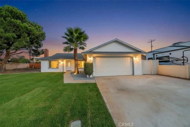 9825 Chantry Avenue, Fontana, CA 92335