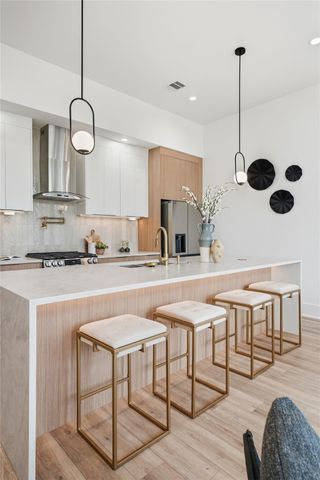 1513 Mckee Street, Houston, TX 77009