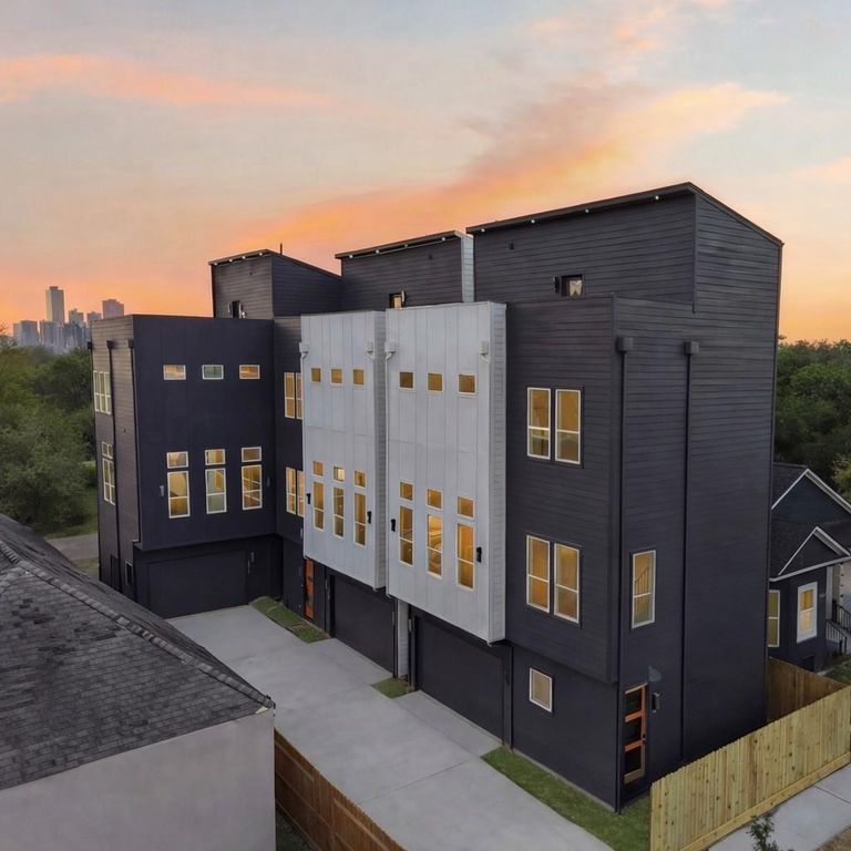 1513 Mckee Street, Houston, TX 77009