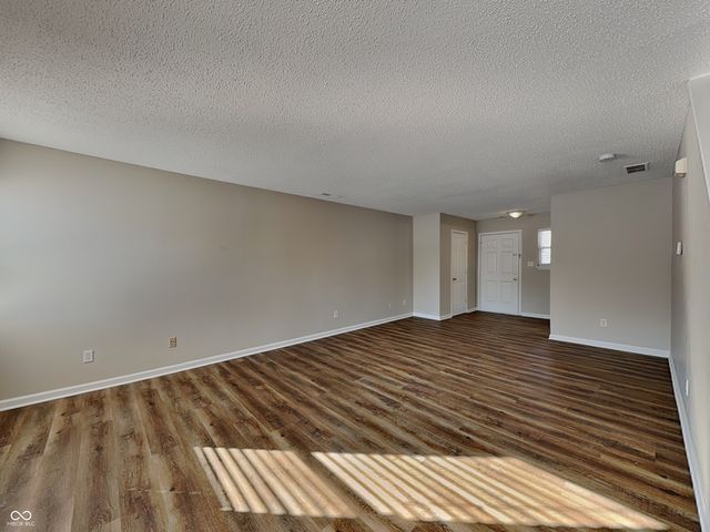 4139 Canapple Drive, Indianapolis, IN 46235