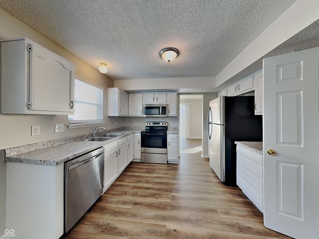 4139 Canapple Drive, Indianapolis, IN 46235