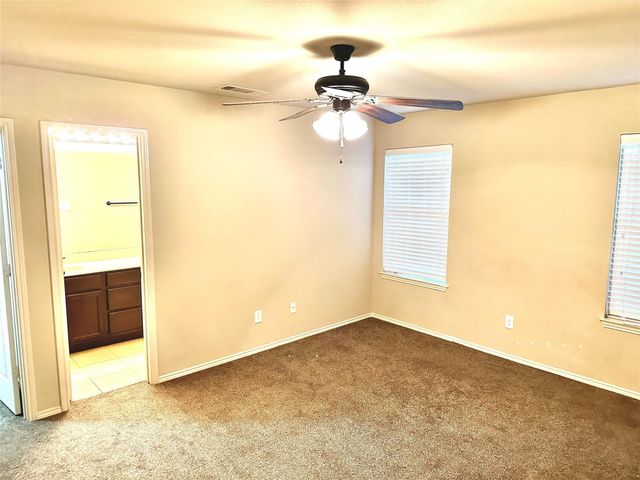 387 Orbit Drive, Lavon, TX 75166
