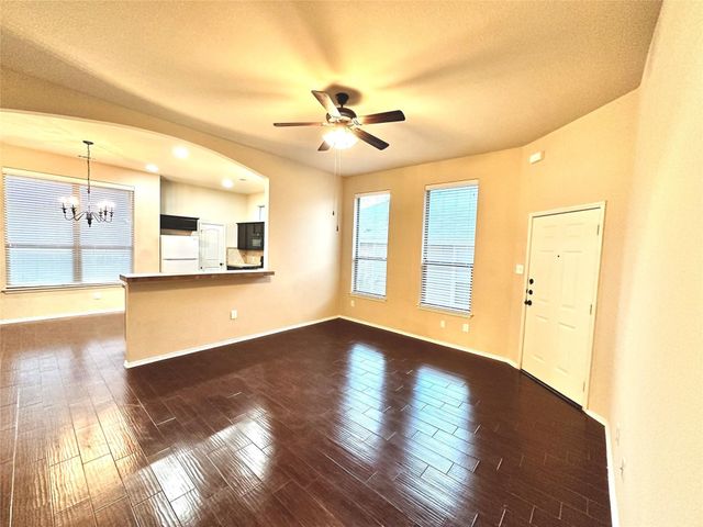 387 Orbit Drive, Lavon, TX 75166