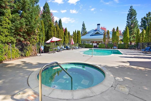 1106 SE Catherine Way, Grants Pass, OR 97526