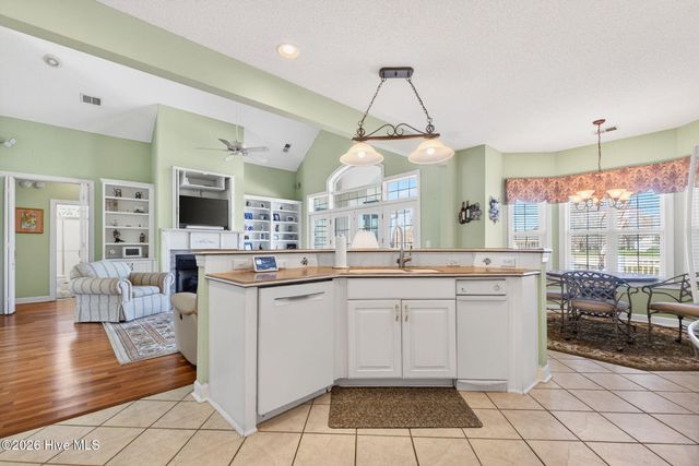 1126 N Middleton Drive NW, Calabash, NC 28467