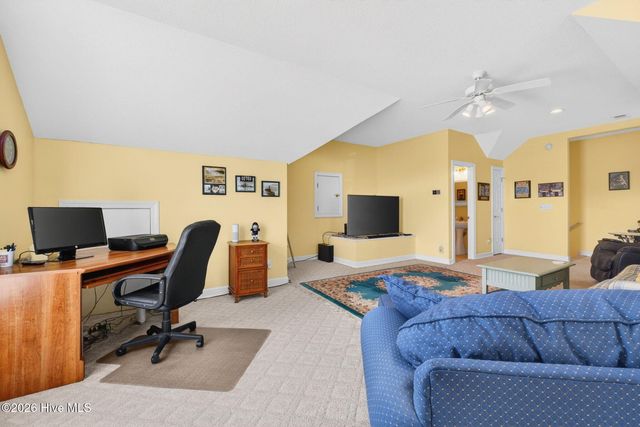 1126 N Middleton Drive NW, Calabash, NC 28467