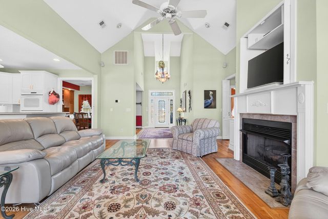 1126 N Middleton Drive NW, Calabash, NC 28467